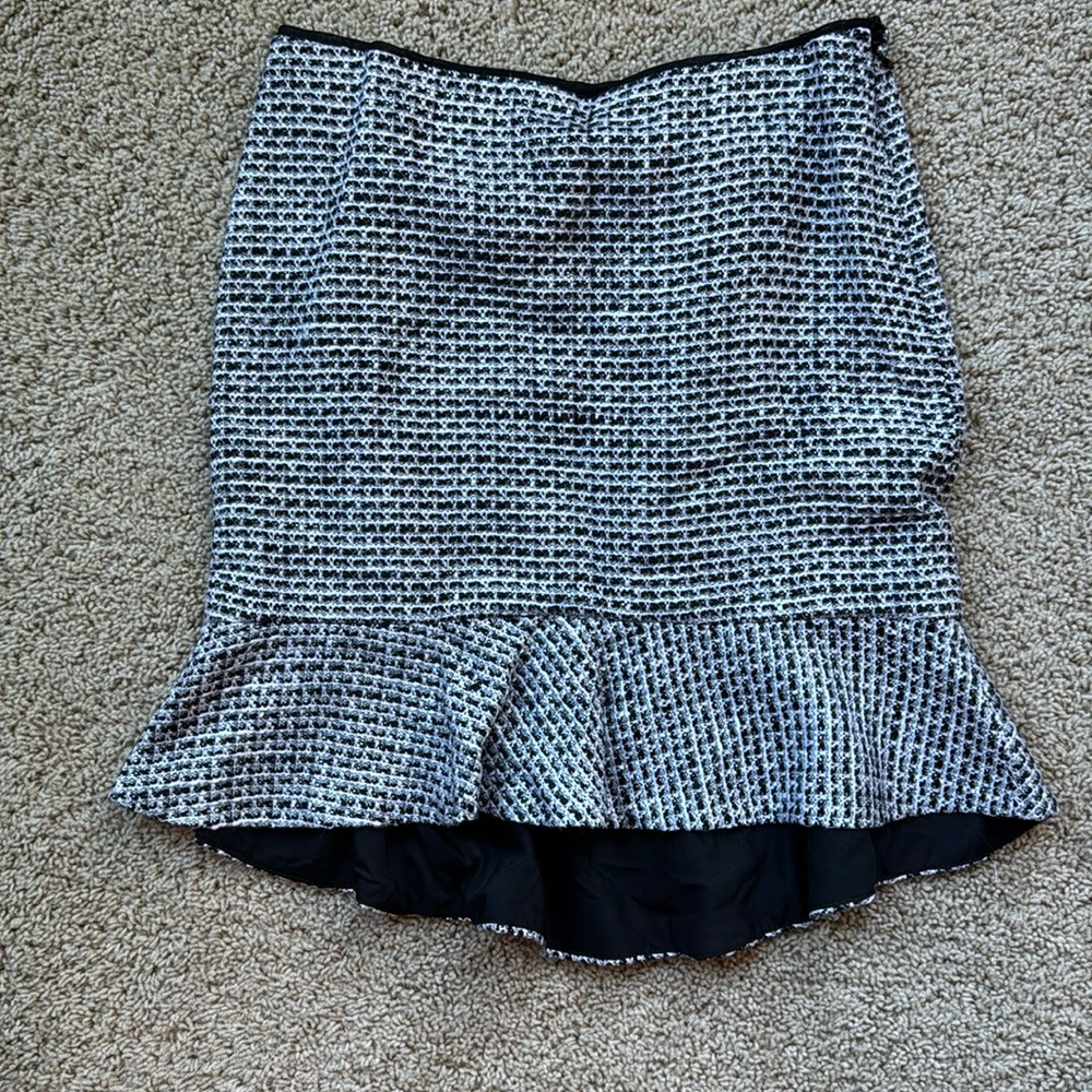White House Black Market brown tank Bulce Skirt in Size (8, & 6)